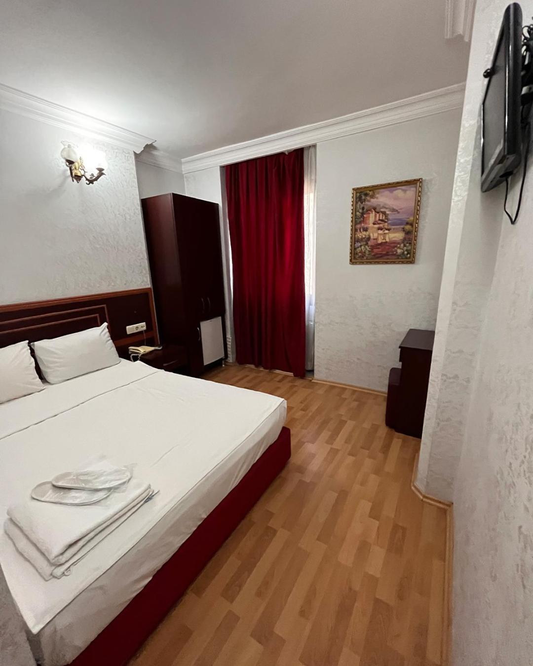 Red White Hotel อิสตันบูล ภายนอก รูปภาพ