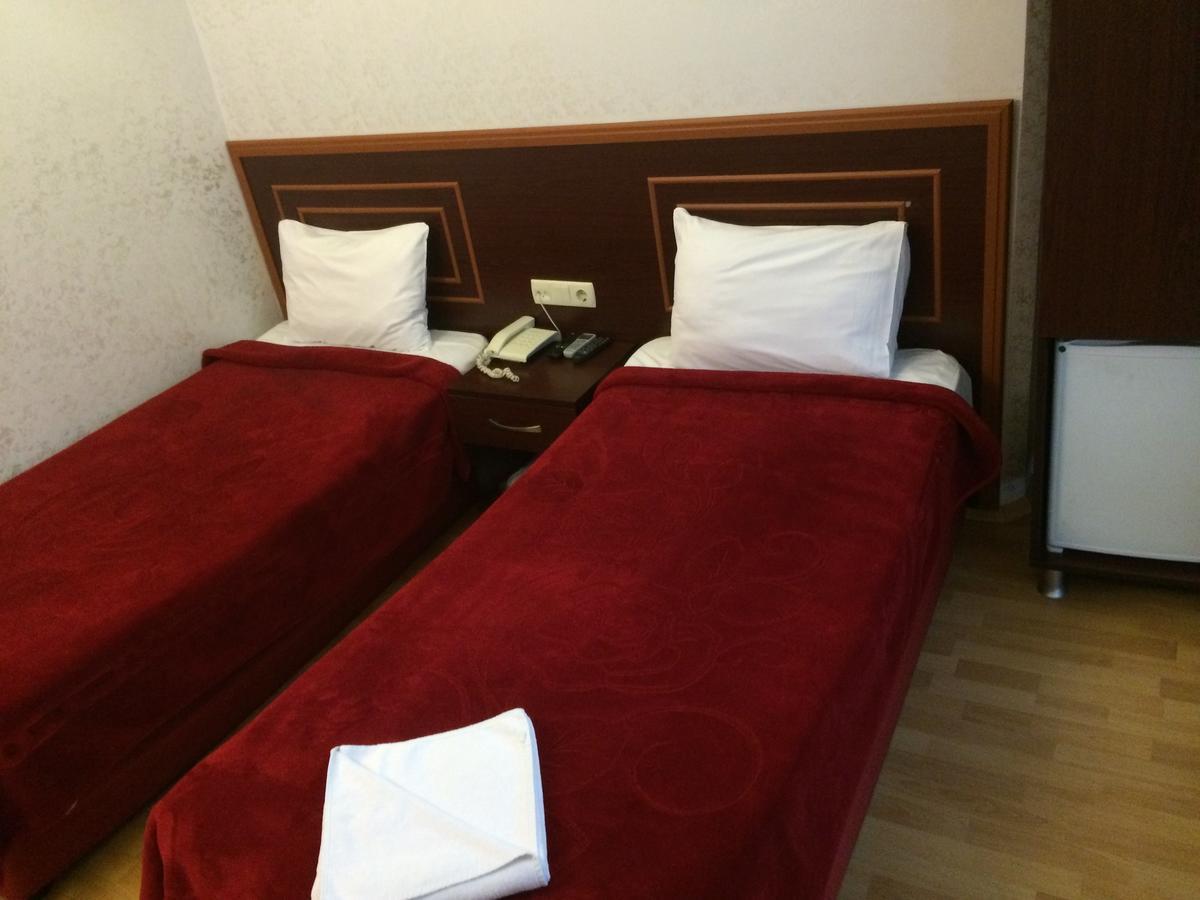 Red White Hotel อิสตันบูล ภายนอก รูปภาพ