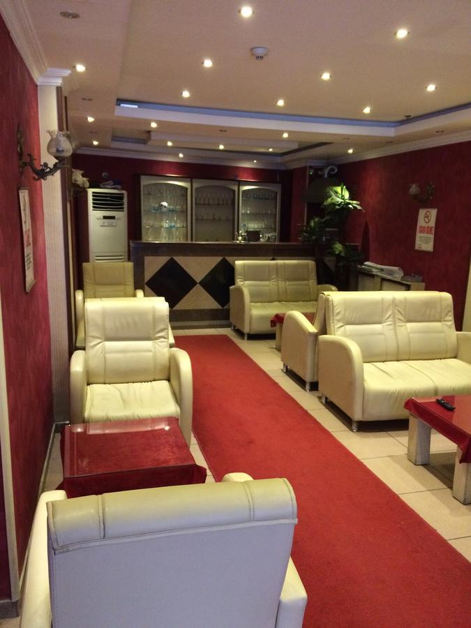 Red White Hotel อิสตันบูล ภายนอก รูปภาพ